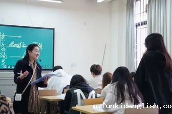 【吾爱吾师】她说：「行礼不讲话，讲话不行礼」